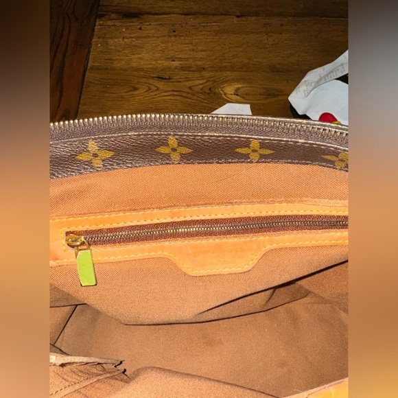 Louis Vouitton Monogram Authentic Brown Tote Handbag - Picture 14 of 16